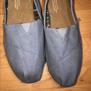 TOMS women 6.5